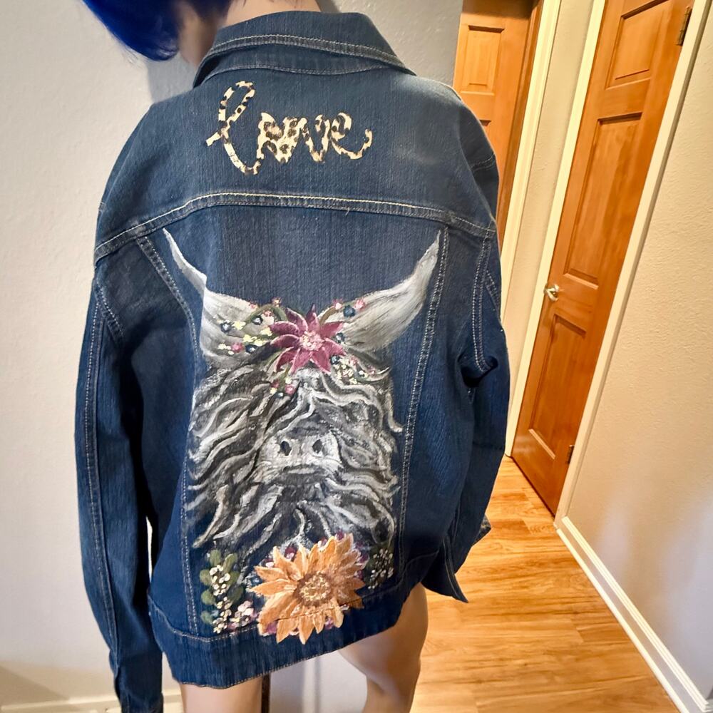 Faded Glory Jeans Jacket With Hand Painted Flower Bull Size Large